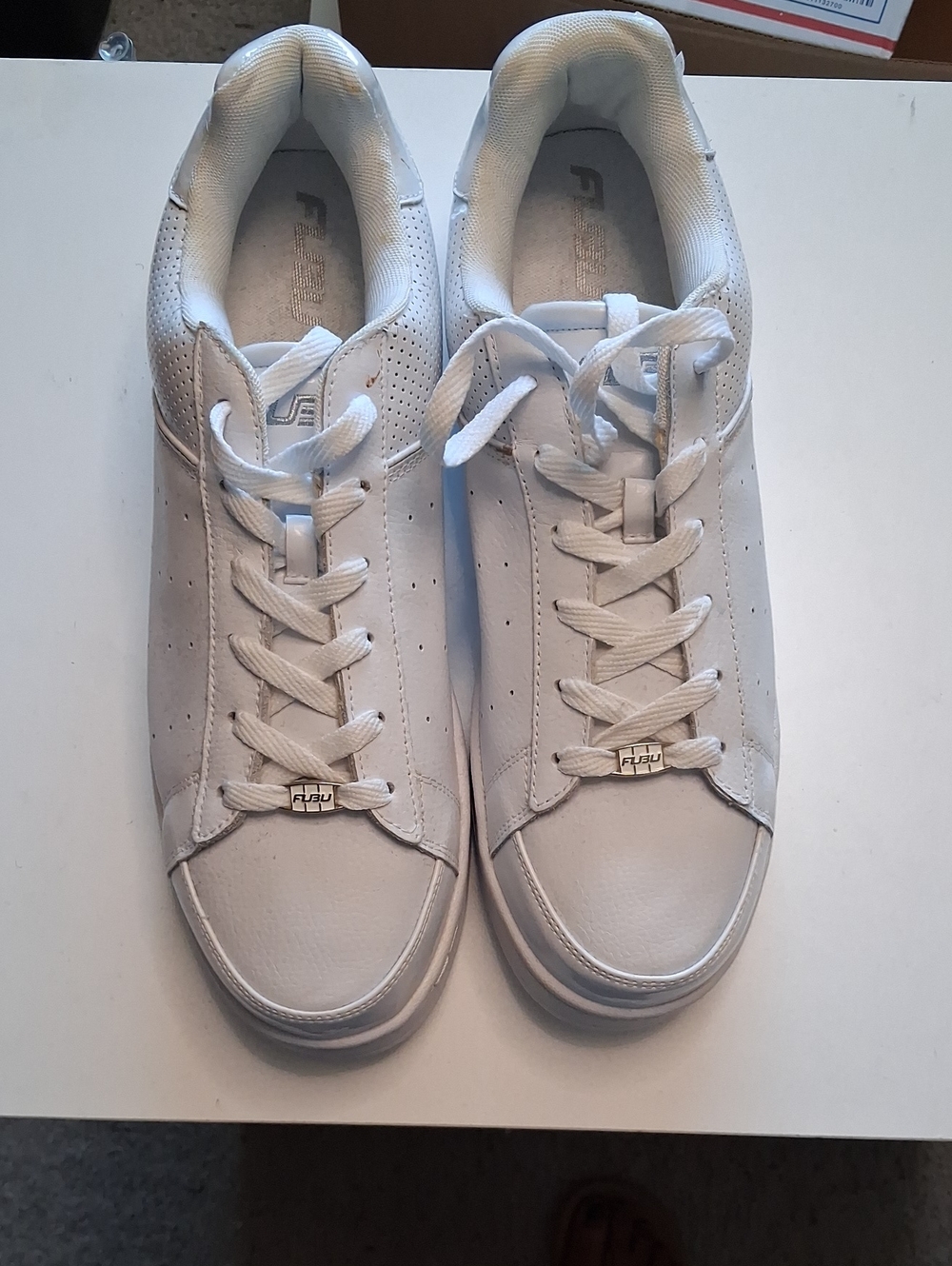 FUBU White Low-Top Men's Sneakers